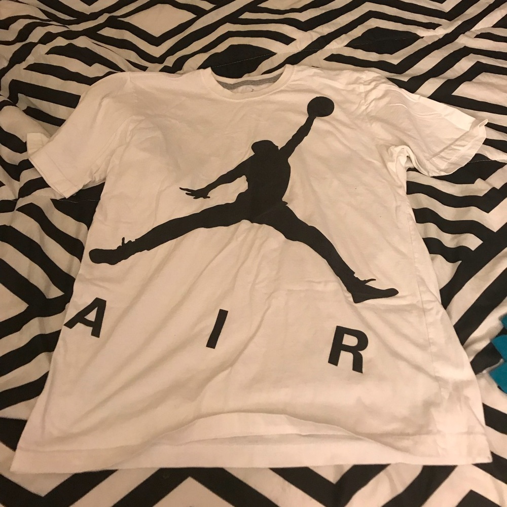 Jordan shirt